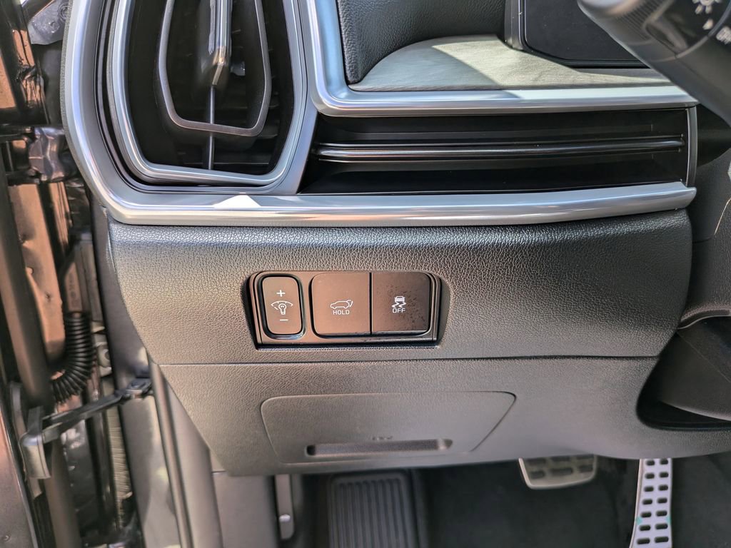 Certified 2026 Kia Sorento SX AWD/4WD image 32
