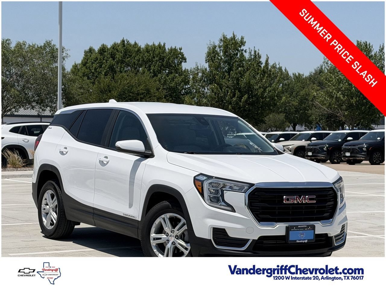 Certified 2024 GMC Terrain SLE w/ Fleet Convenience Package FWD image 2