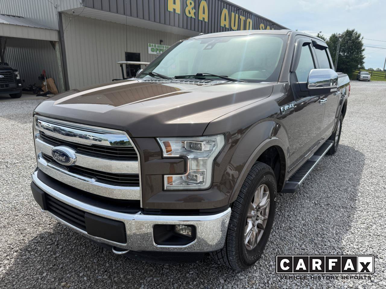 Used 2015 Ford F150 Lariat w/ Equipment Group 502A Luxury AWD/4WD image 1
