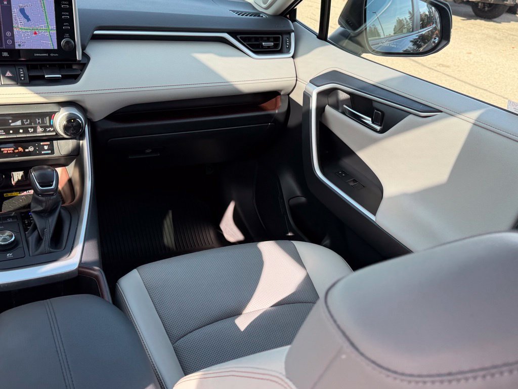 Certified 2022 Toyota RAV4 Limited AWD/4WD image 19