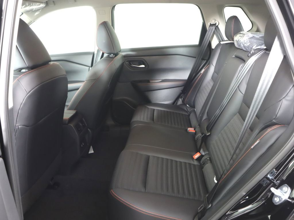 New 2026 Nissan Rogue SV AWD/4WD image 24