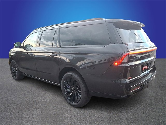 New 2025 Lincoln Navigator L Reserve w/ Jet Appearance Package image 4