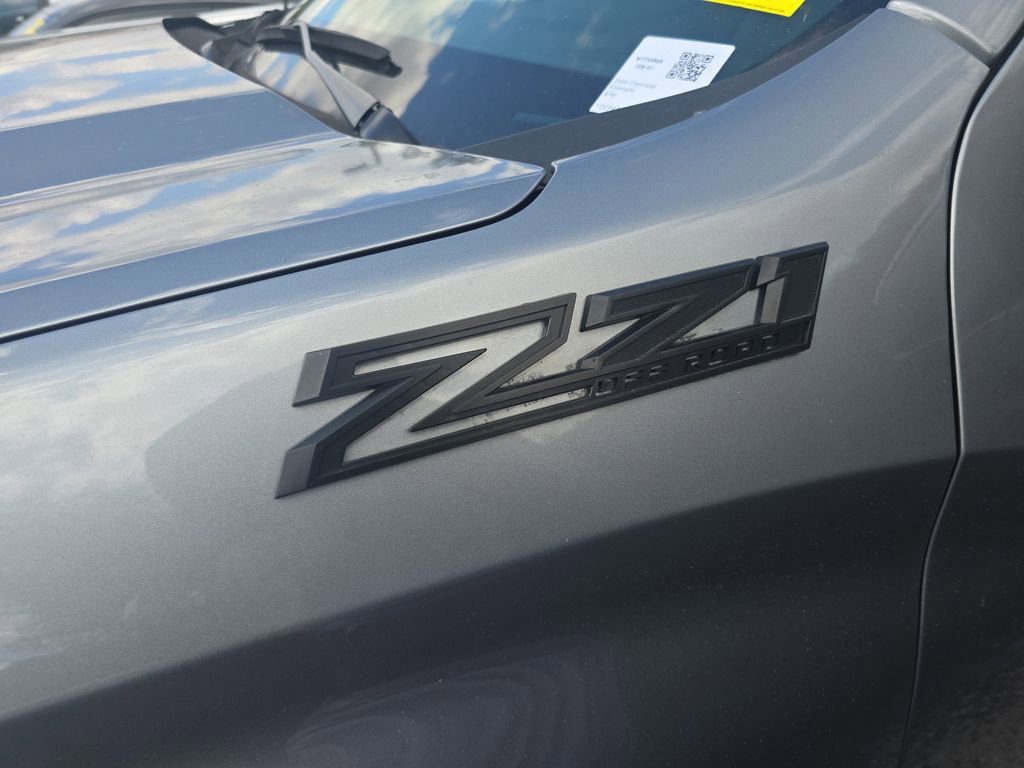 Used 2024 Chevrolet Silverado 1500 RST image 9