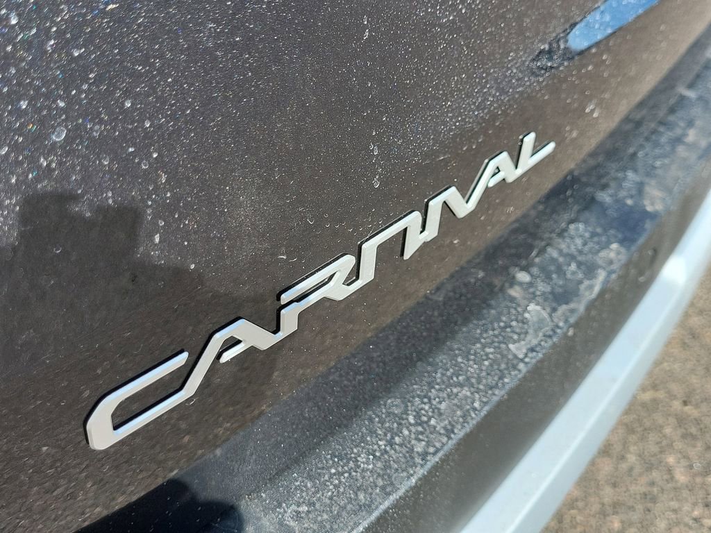 New 2026 Kia Carnival EX image 13