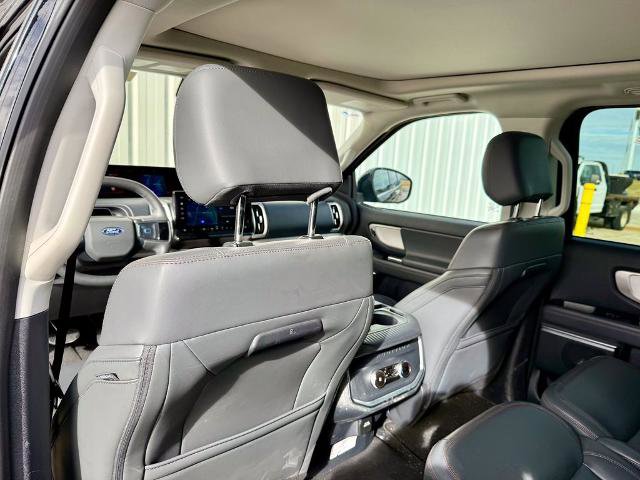Certified 2025 Ford Expedition Active image 14