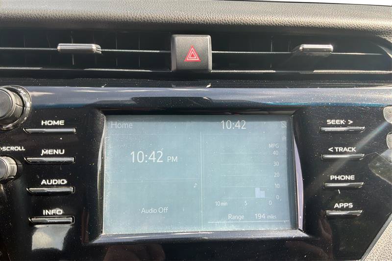 Used 2018 Toyota Camry LE FWD image 28