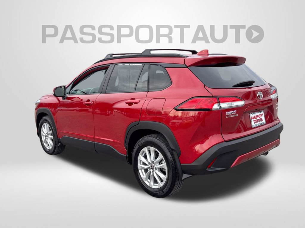 Certified 2023 Toyota Corolla Cross LE video 3