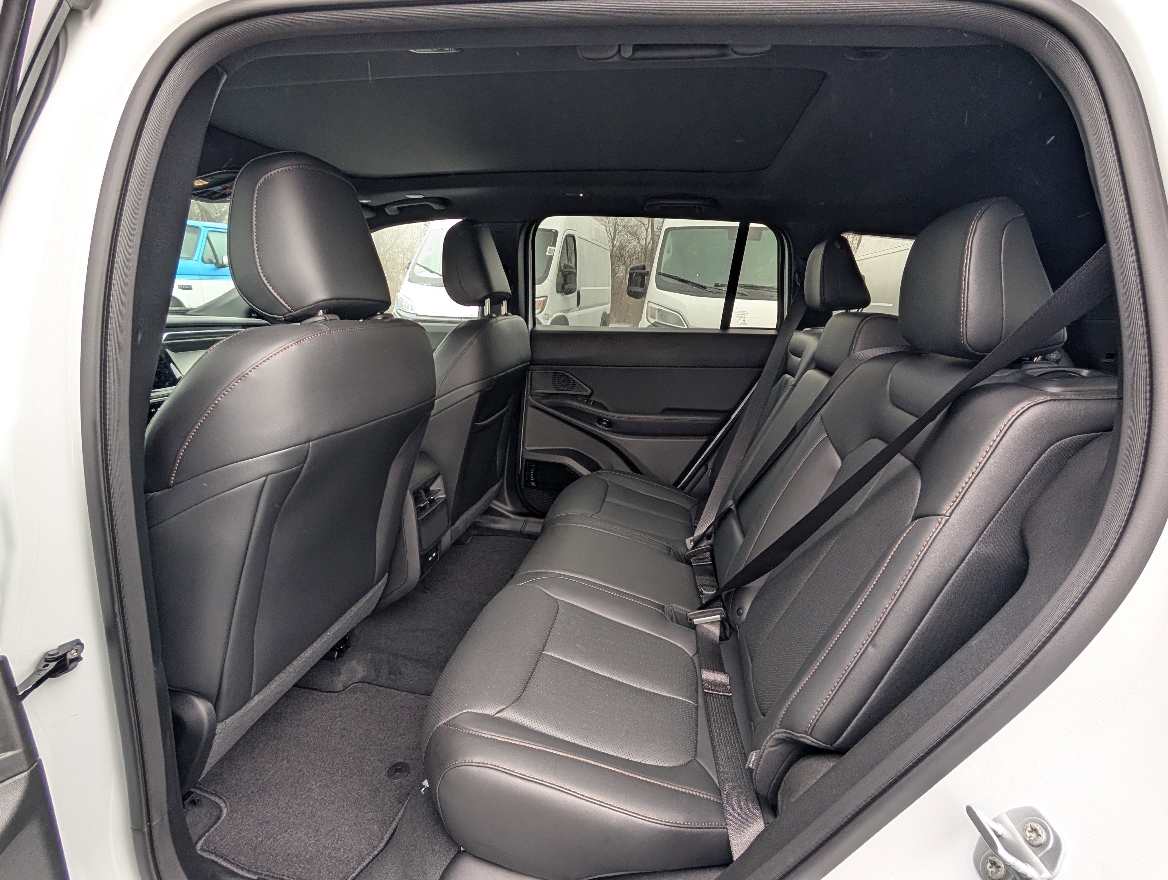 New 2026 Jeep Cherokee Limited image 9