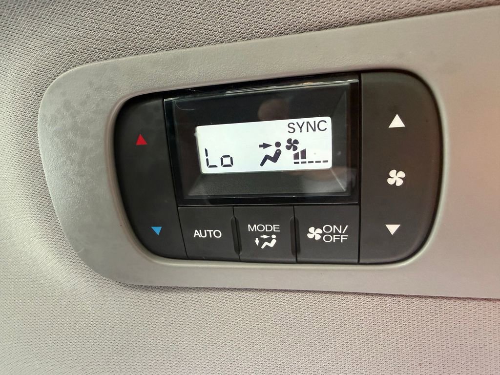 Used 2022 Honda Odyssey EX-L image 24