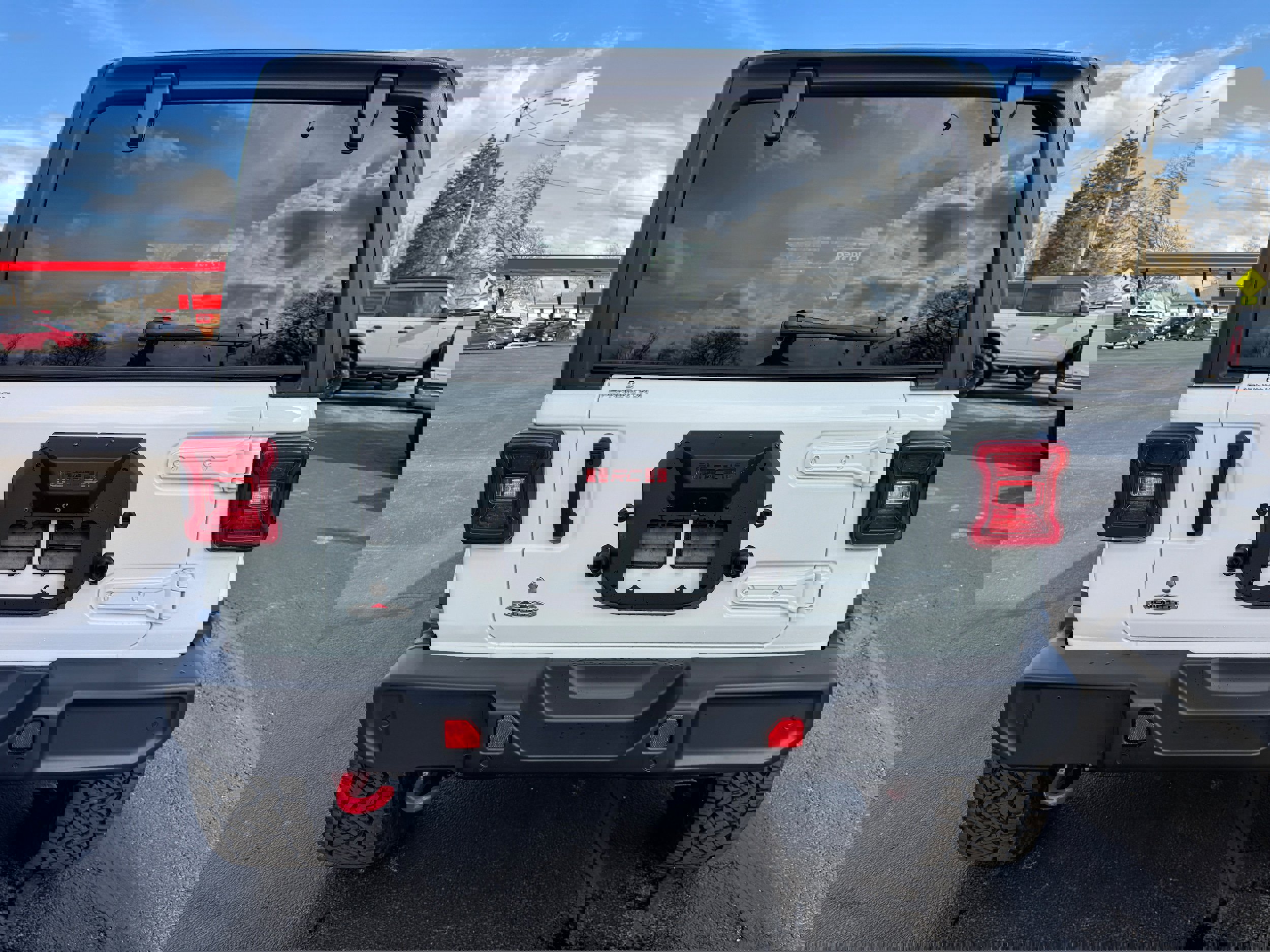 Used 2020 Jeep Wrangler Unlimited Sahara image 6