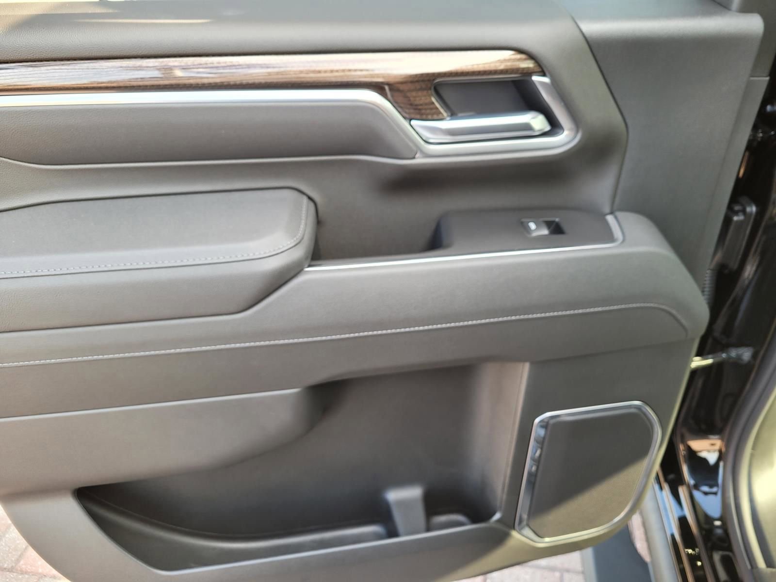 New 2026 Chevrolet Silverado 2500 LT w/ Trail Boss Package image 7