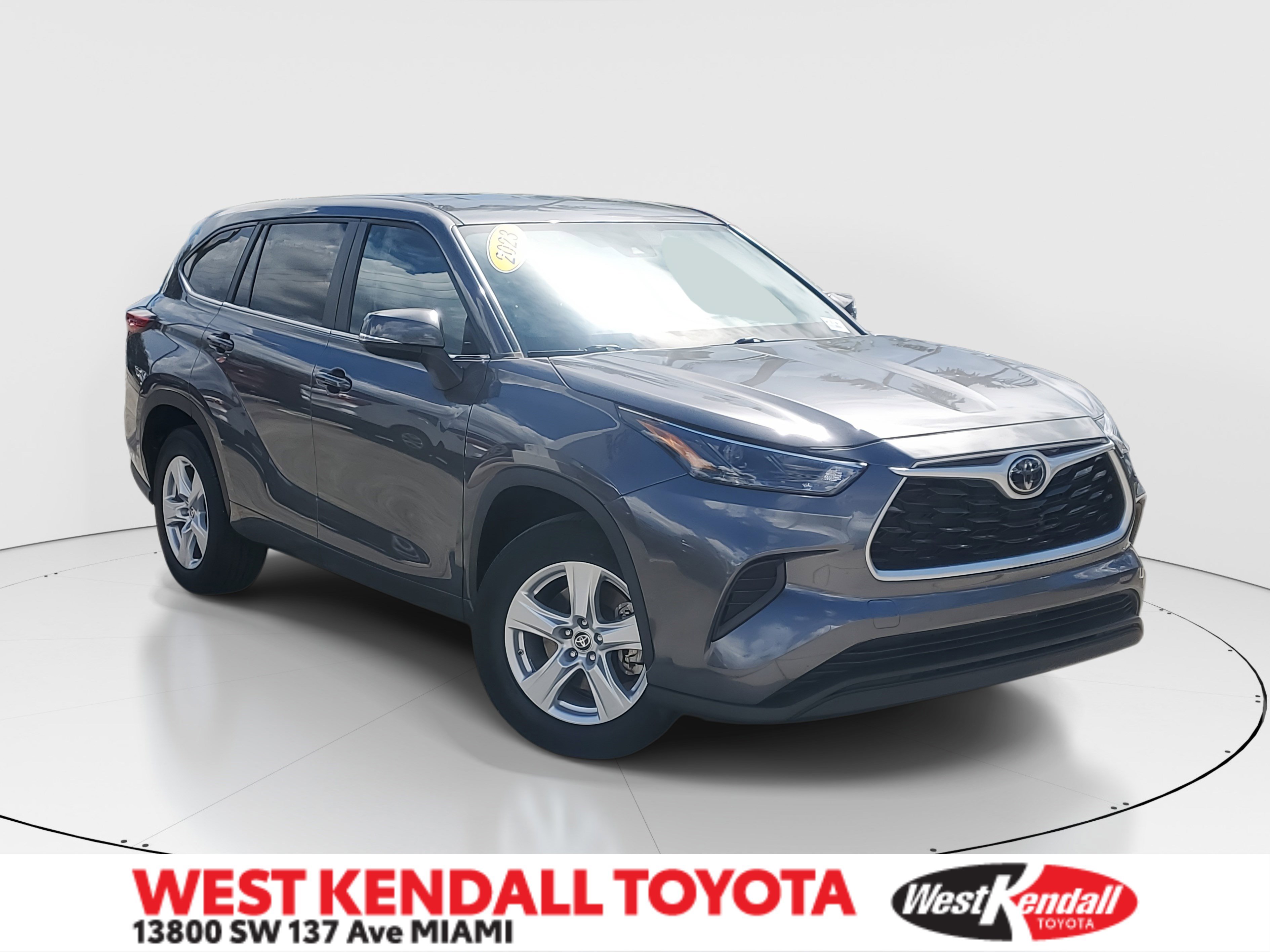 Used 2023 Toyota Highlander L