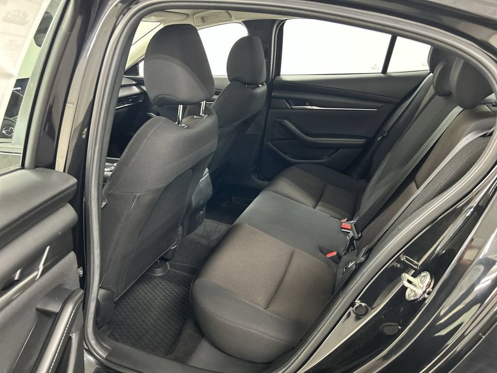 Certified 2025 MAZDA MAZDA3 s FWD image 19