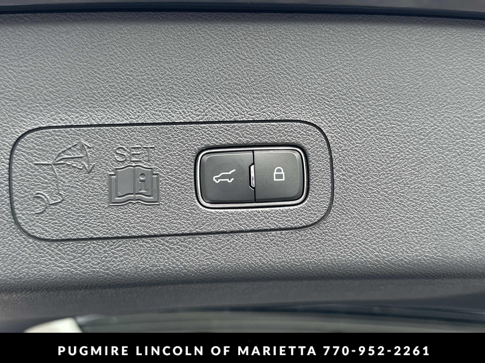New 2026 Lincoln Aviator AWD image 36