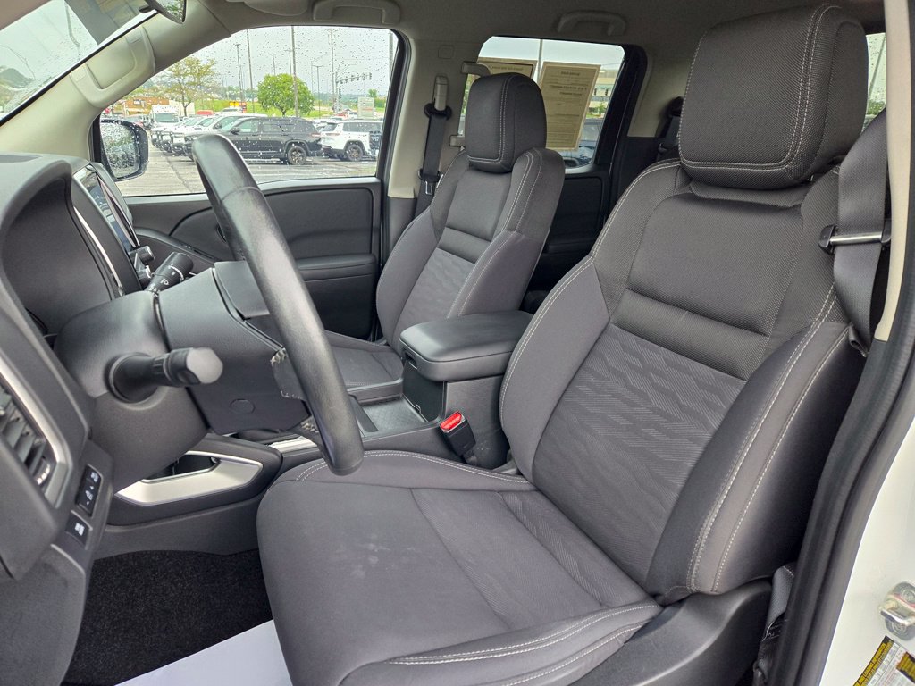 Used 2023 Nissan Frontier SV w/ SV Convenience Package AWD/4WD image 18