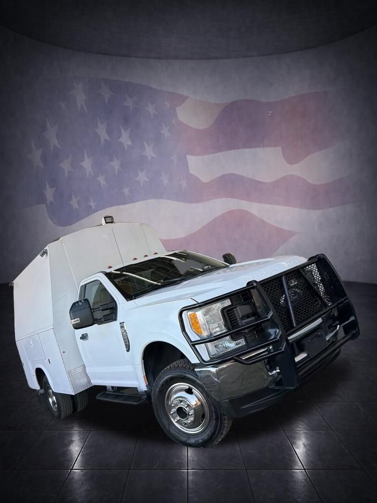 Used 2017 Ford F350 XL w/ Power Equipment Group AWD/4WD image 12