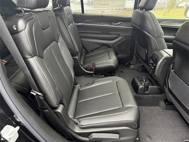 New 2025 Jeep Grand Cherokee L Limited w/ Luxury Tech Group II image 16