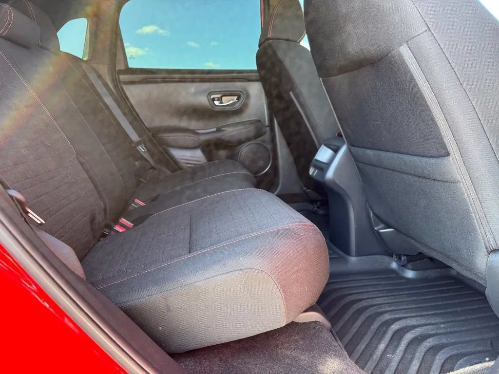 Used 2025 Honda HR-V Sport image 16