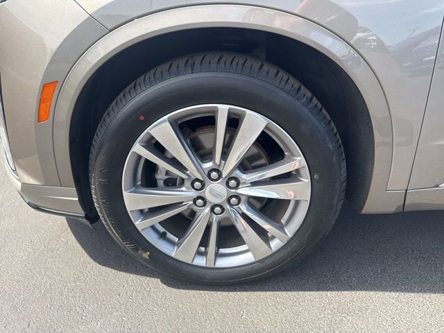 Used 2023 Cadillac XT6 Premium Luxury image 28