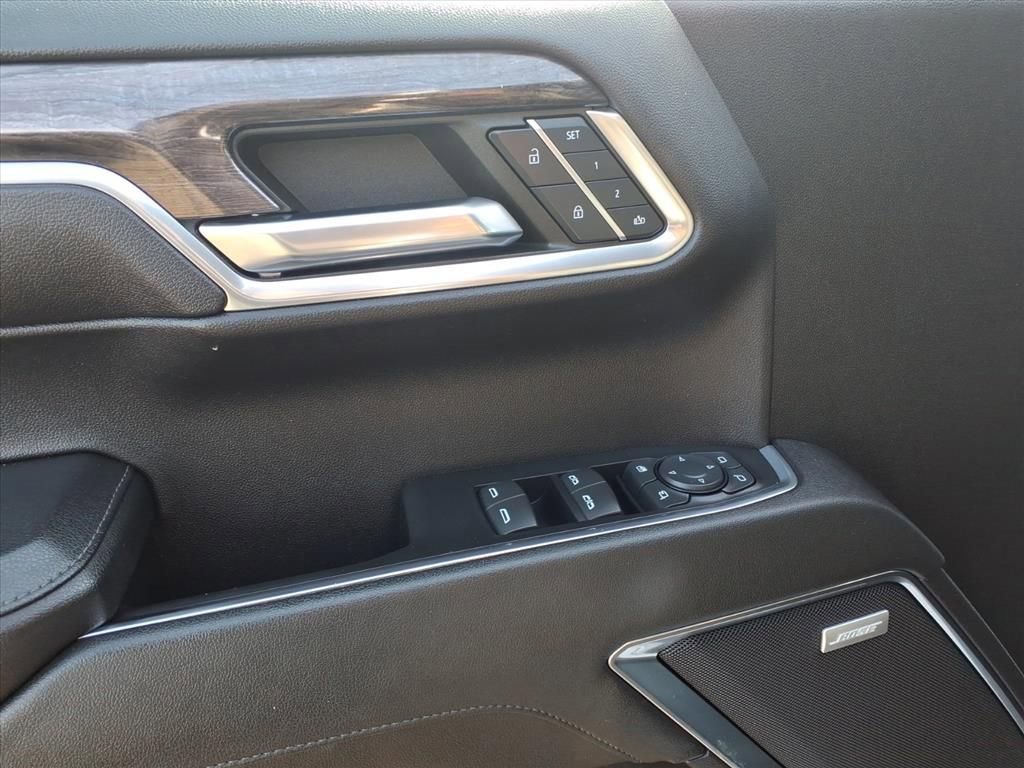 Used 2023 Chevrolet Silverado 1500 LTZ image 4