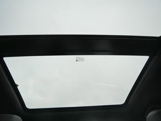 Used 2019 Cadillac XT5 Platinum AWD/4WD image 17