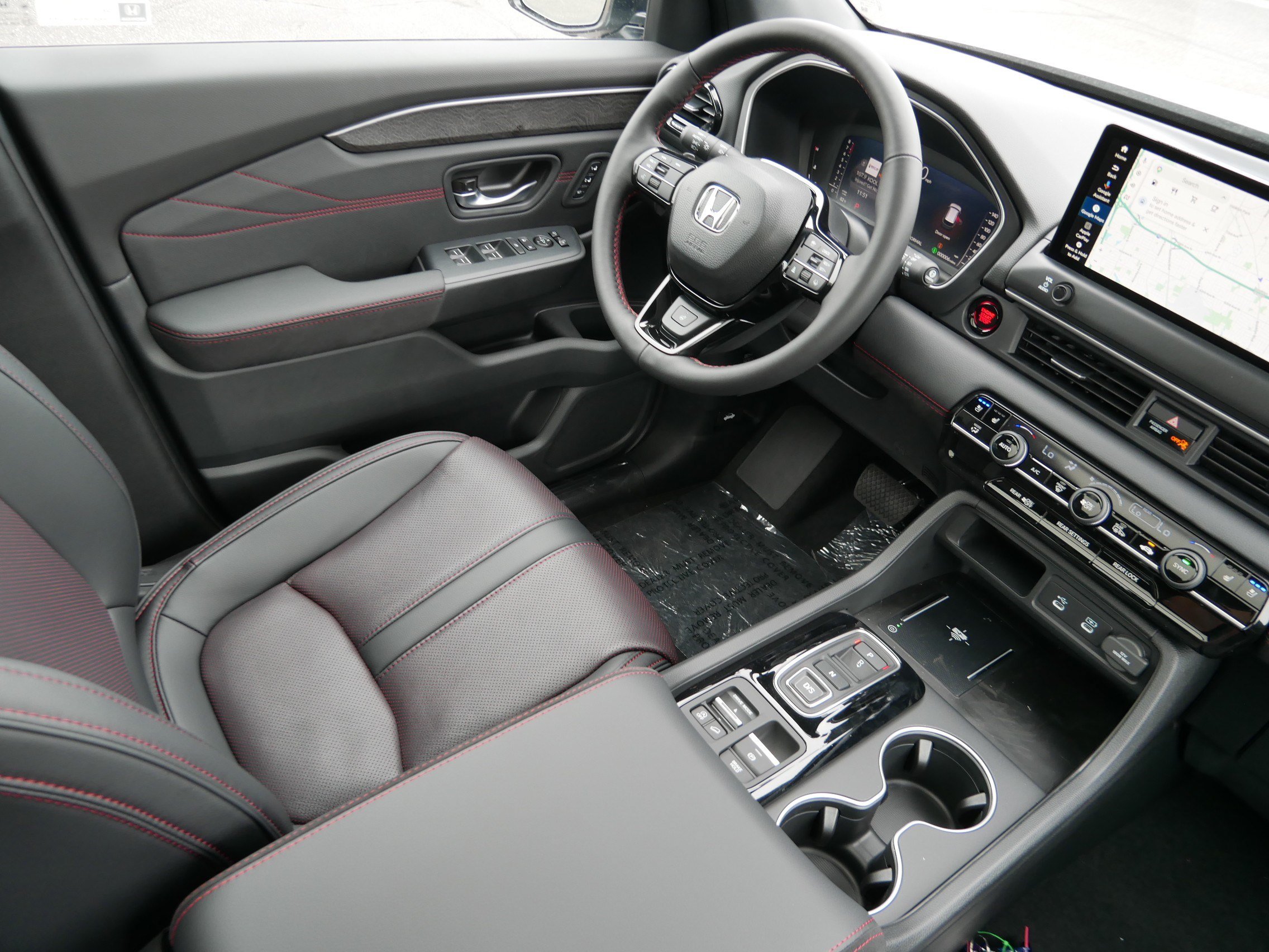 New 2026 Honda Pilot Black Edition image 9