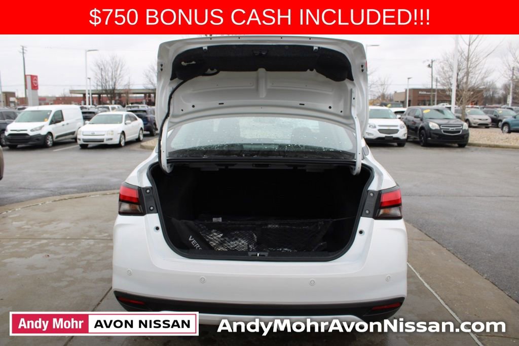 New 2025 Nissan Versa SV w/ Trunk Package image 5
