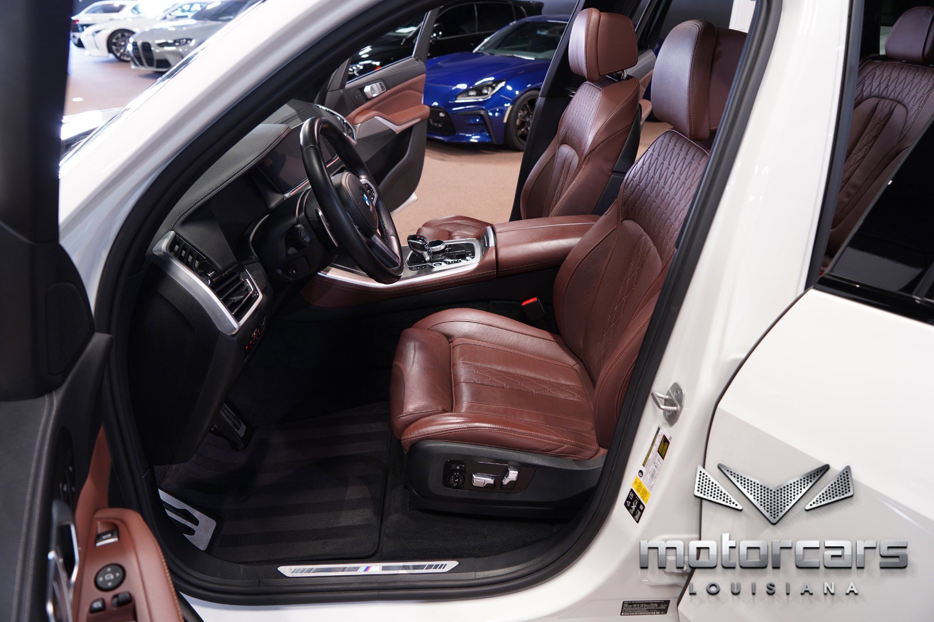 Used 2021 BMW X5 xDrive40i w/ M Sport Package image 28