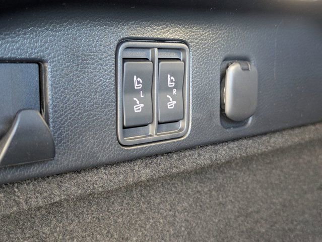 Used 2025 Lexus RX 450h AWD w/ Convenience Package image 30