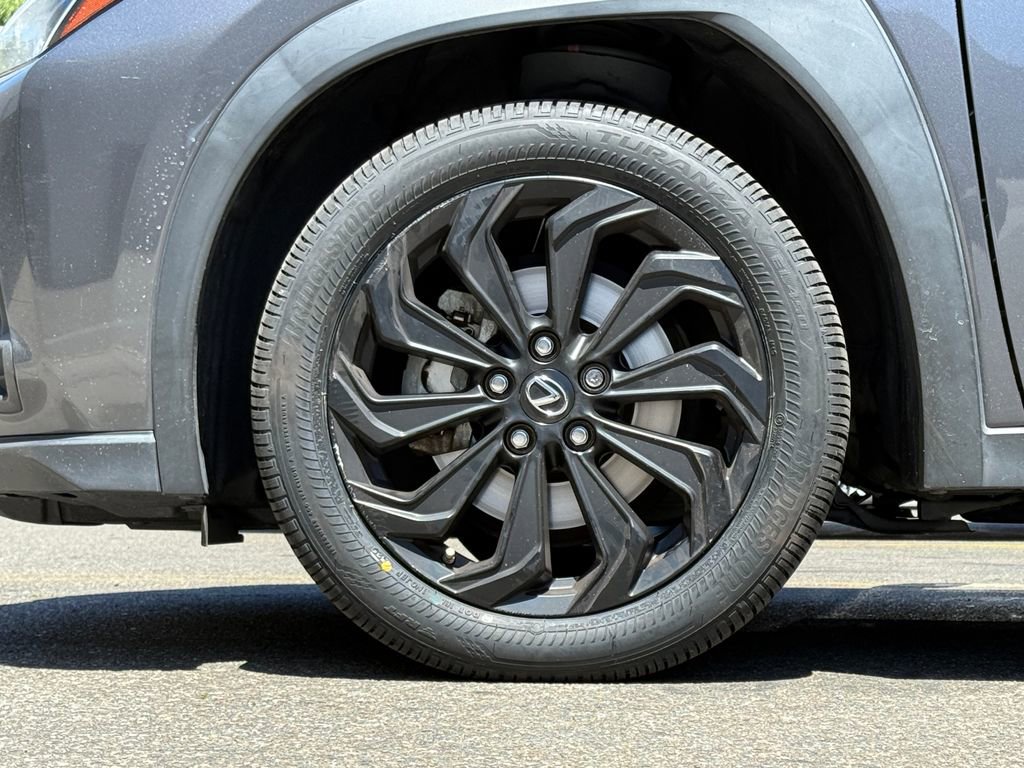 Used 2023 Lexus UX 250h FWD image 6