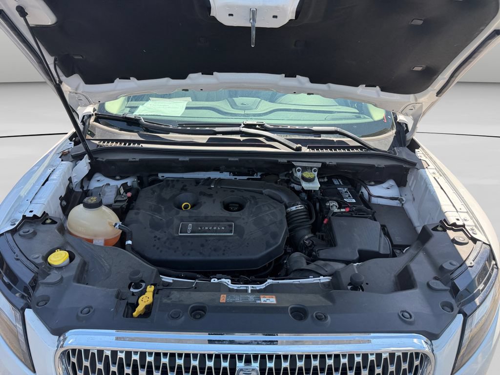 Used 2019 Lincoln MKC Premiere FWD image 24