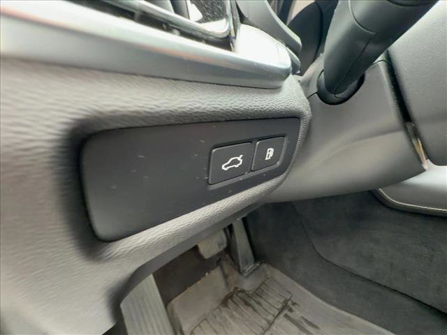 Certified 2024 Volvo S60 T8 Plus w/ Climate Package image 28