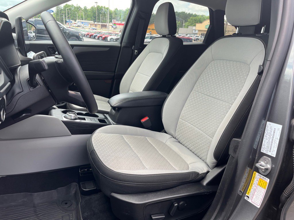 Used 2023 Ford Escape Active w/ Tech Pack #2 image 13