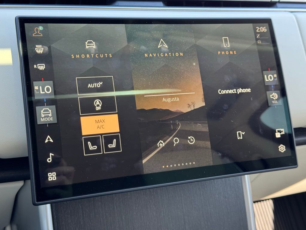 Used 2024 Land Rover Range Rover Long Wheelbase Autobiography image 29