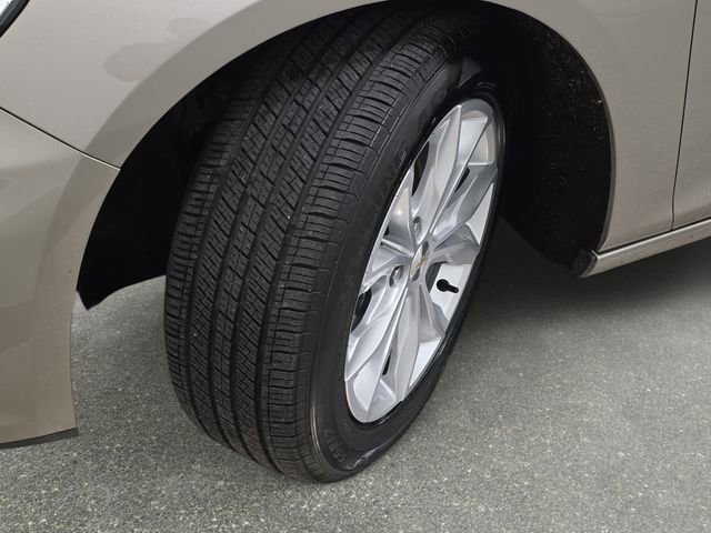 Used 2024 Chevrolet Malibu LT FWD image 30