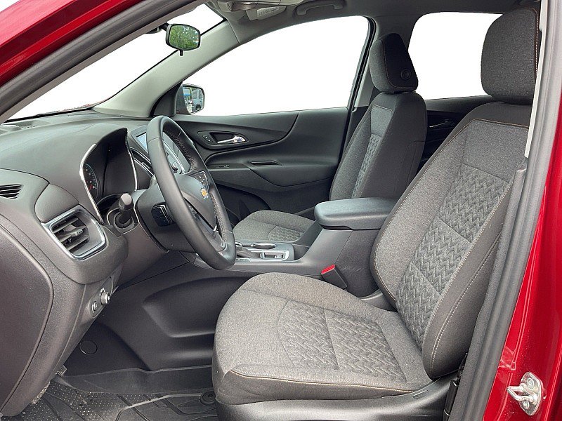 Used 2024 Chevrolet Equinox LT w/ LPO, Floor Liner Package FWD image 10