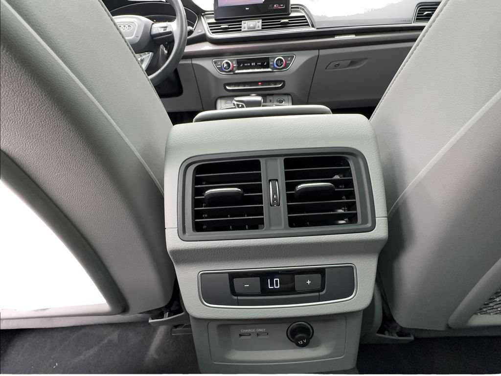 Used 2022 Audi Q5 2.0T Premium AWD/4WD image 41