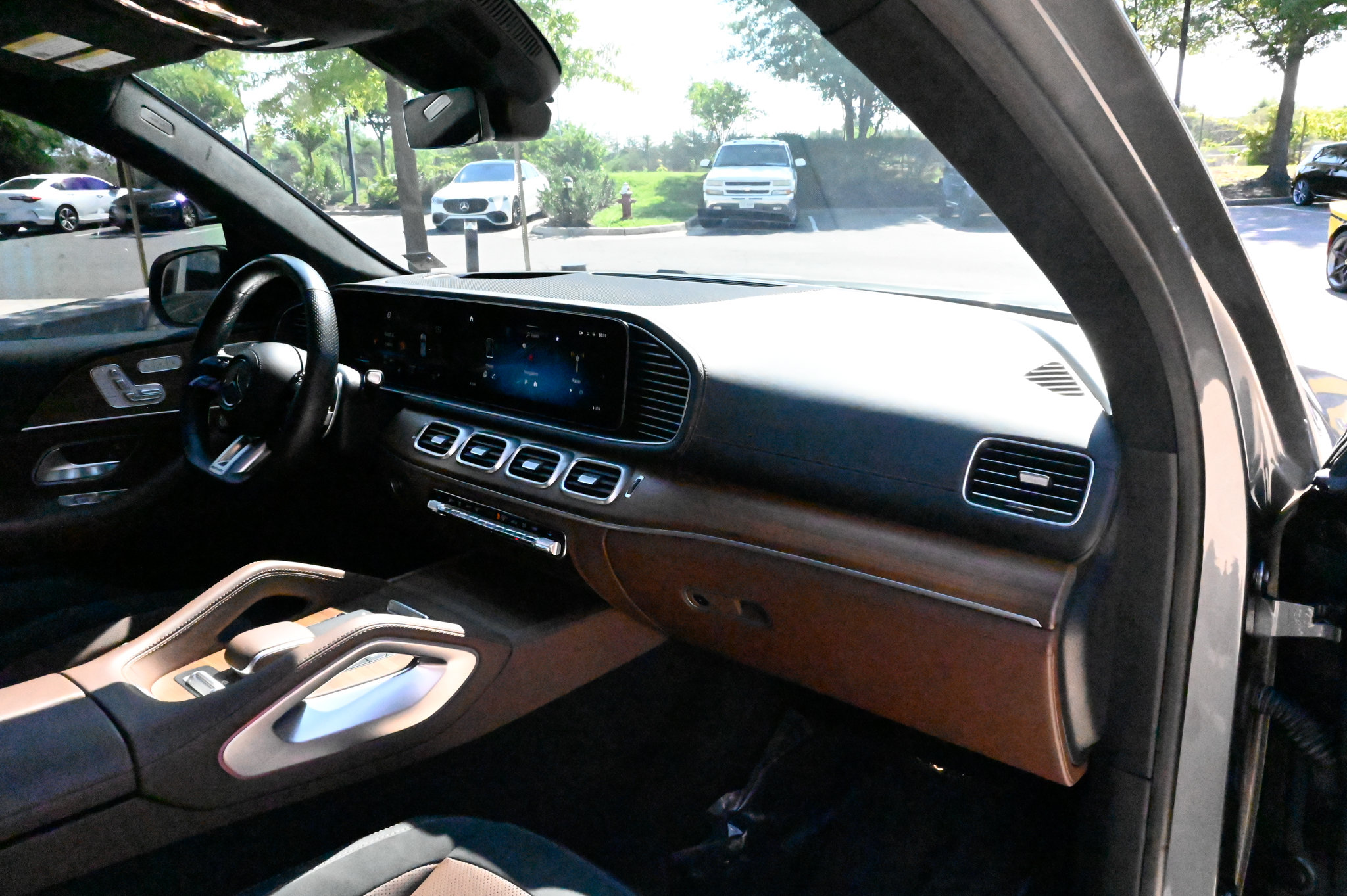 Used 2024 Mercedes-Benz GLS 63 AMG 4MATIC image 53