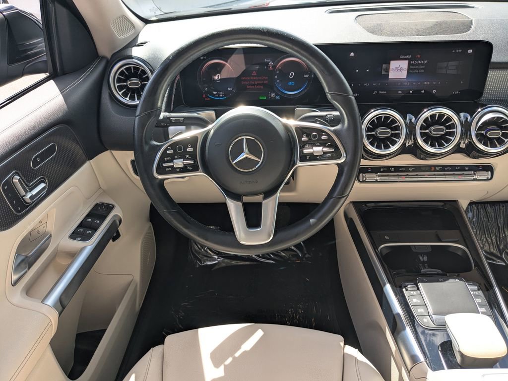 Certified 2023 Mercedes-Benz EQB 250+ w/ Exclusive Package image 3