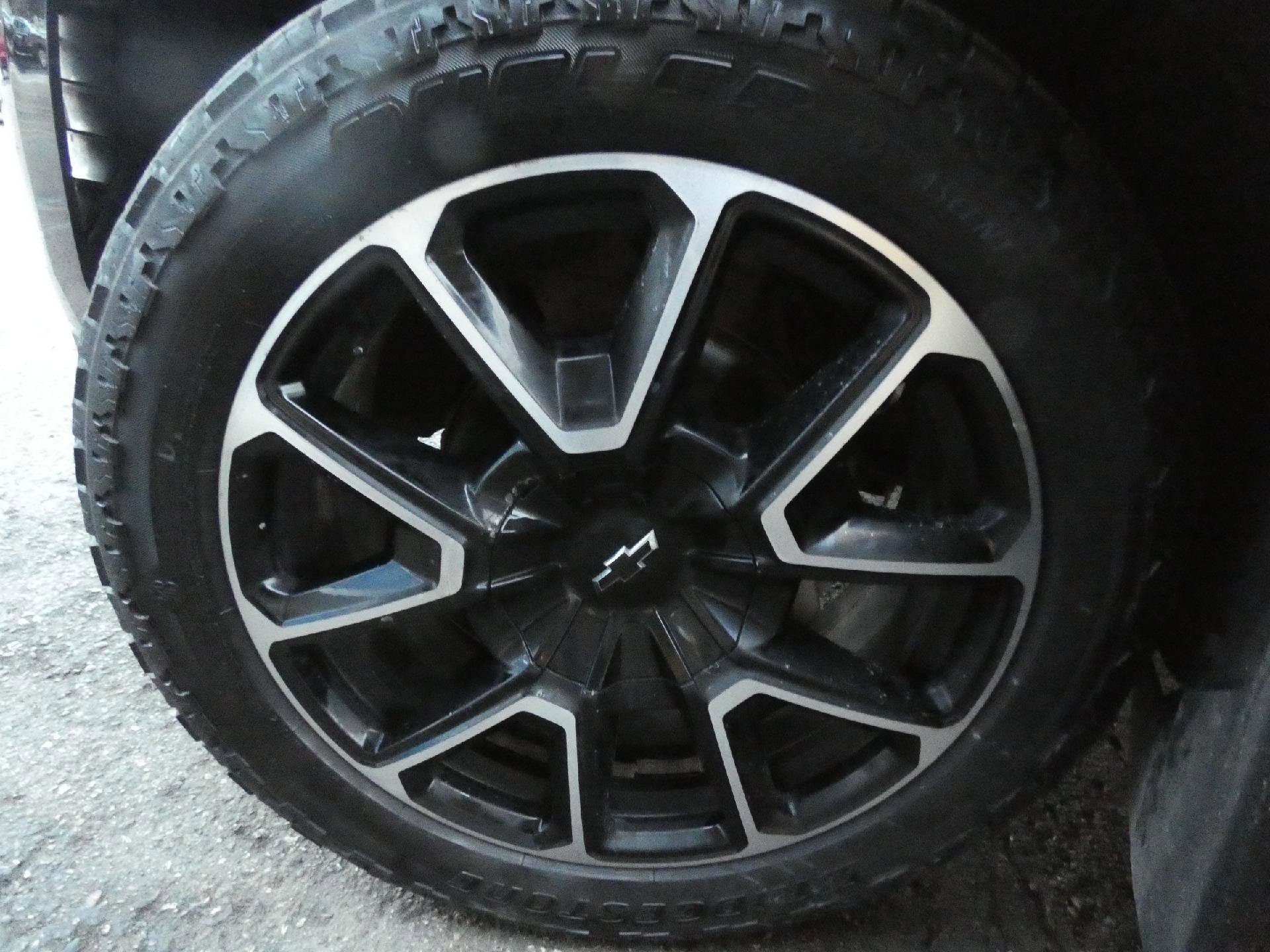 Used 2021 Chevrolet Tahoe RST w/ Rear Media and Nav Package image 8