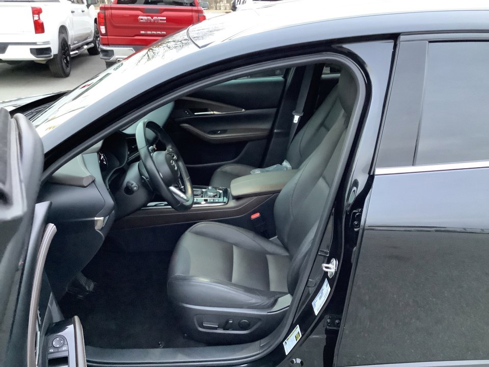 Used 2022 MAZDA CX-30 AWD 2.5 S w/ Premium Package image 34