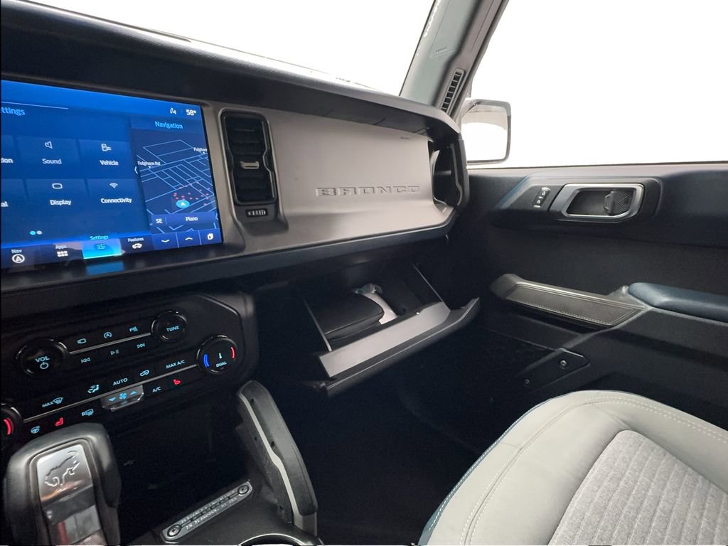 Used 2022 Ford Bronco Outer Banks AWD/4WD image 41