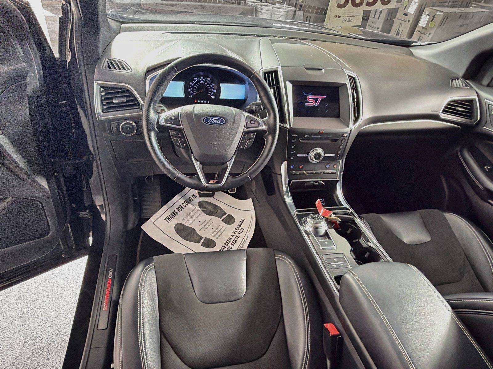 Used 2019 Ford Edge ST w/ Equipment Group 401A AWD/4WD image 18