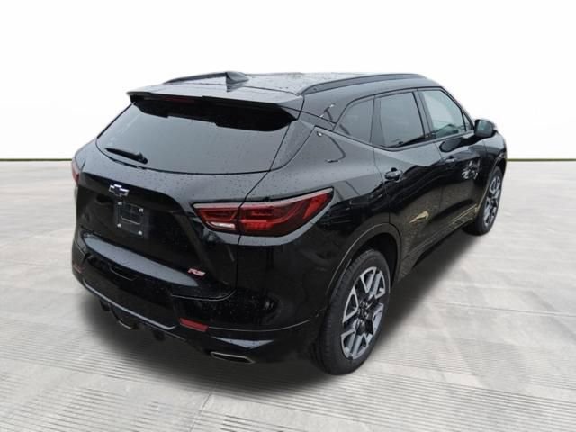 Used 2025 Chevrolet Blazer RS w/ Enhanced Convenience Package image 2