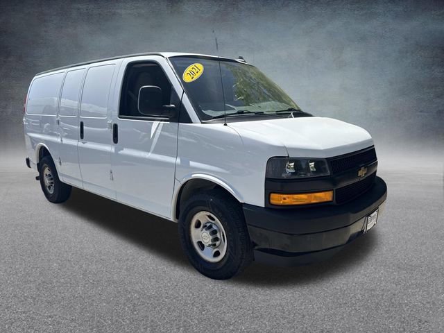 Used 2021 Chevrolet Express 2500 RWD image 4
