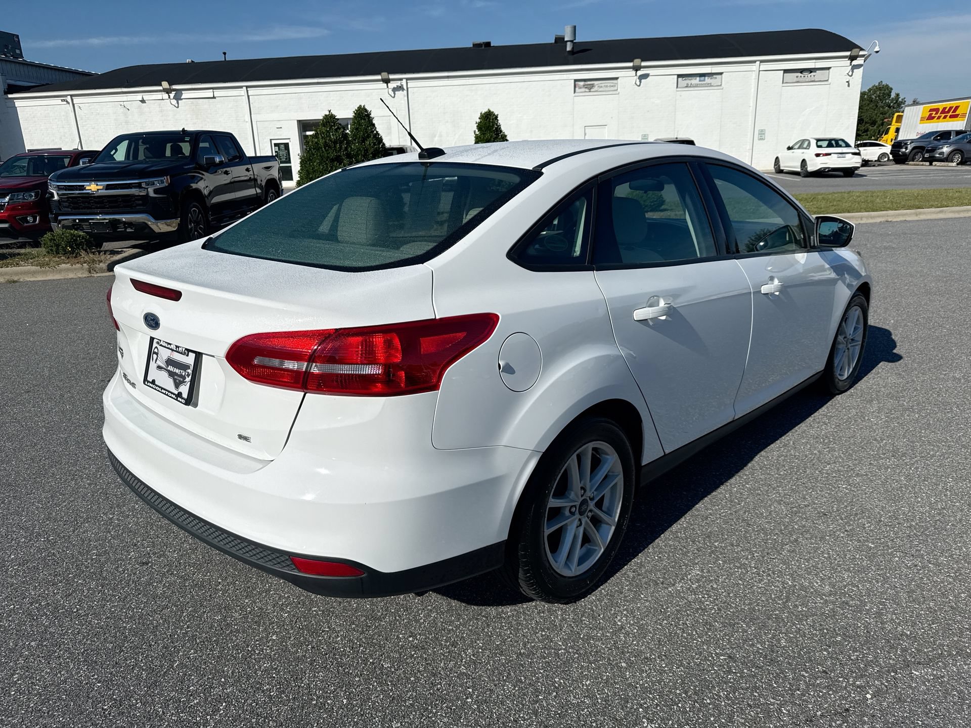 Used 2018 Ford Focus SE FWD image 6