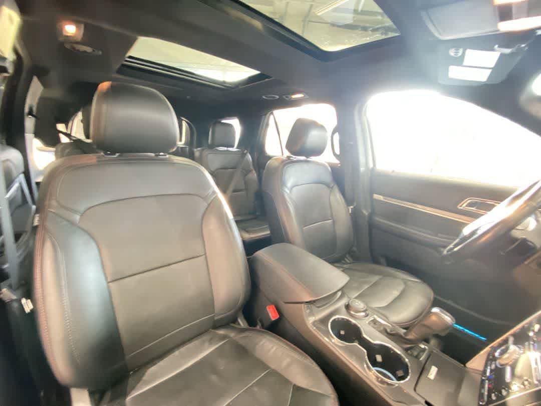 Used 2017 Ford Explorer Sport w/ Equipment Group 401A AWD/4WD image 29