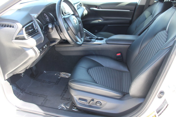 Certified 2023 Toyota Camry SE w/ Convenience Package image 11