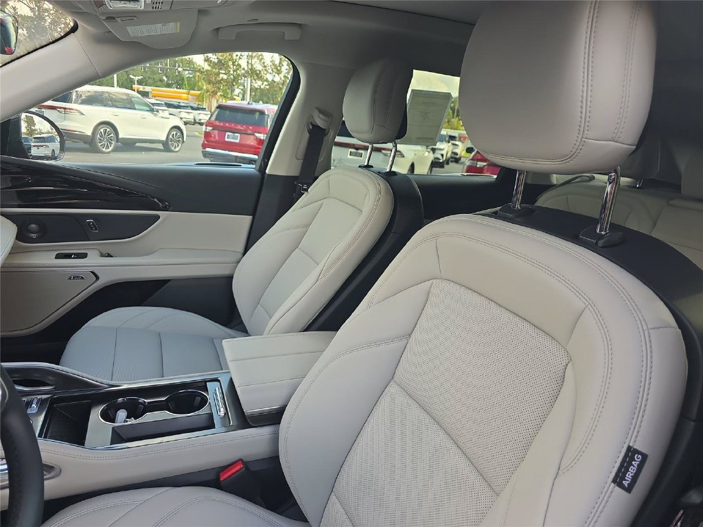 New 2026 Lincoln Nautilus Premier w/ Equipment Group 102A AWD/4WD image 16