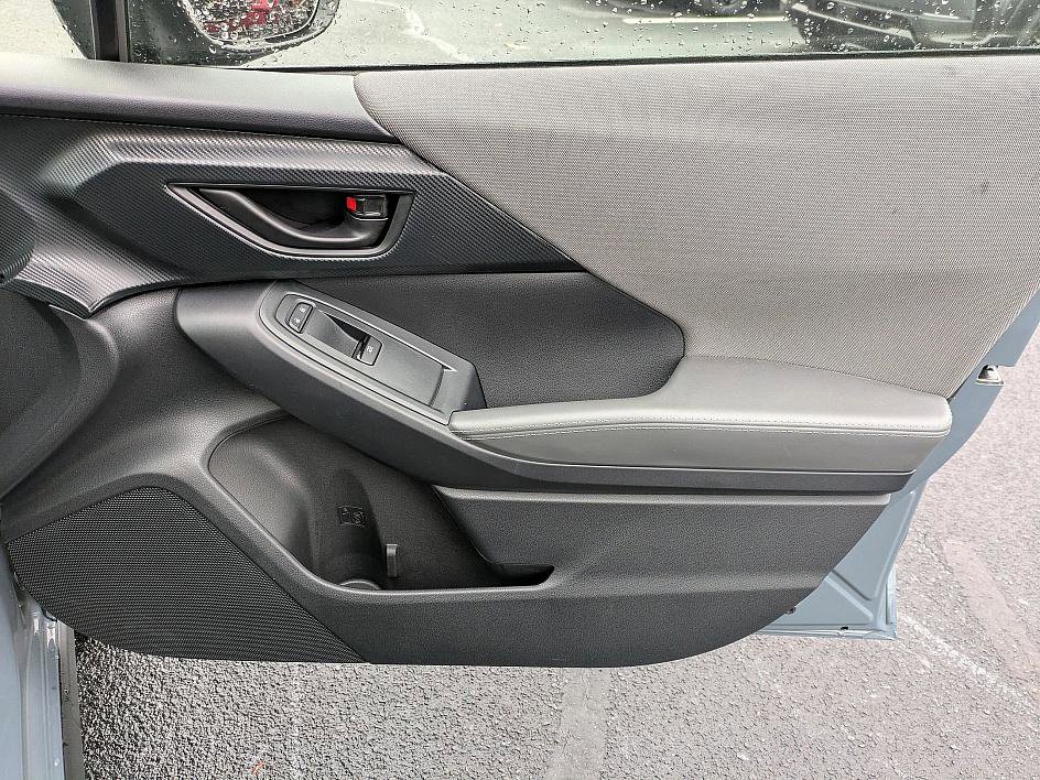 Used 2024 Subaru Crosstrek 2.0i Premium image 30
